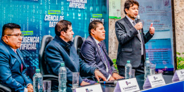 Alex Cuadros, responsable del proyecto de las nuevas carreras, dijo que la demanda por profesionales en IA y Ciencia de Datos está comprobada por indicadores internacionales.