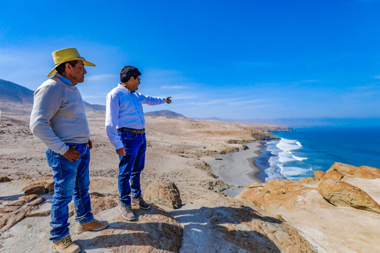 El gobernador regional de Arequipa, Rohel Sánchez supervisó la zona donde se construiría Corío.