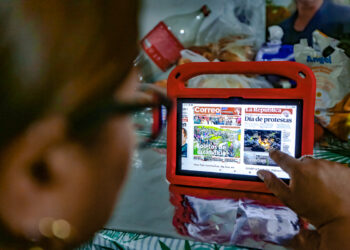 La digitalización transformó la supervivencia de los medios de comunicación impresos.