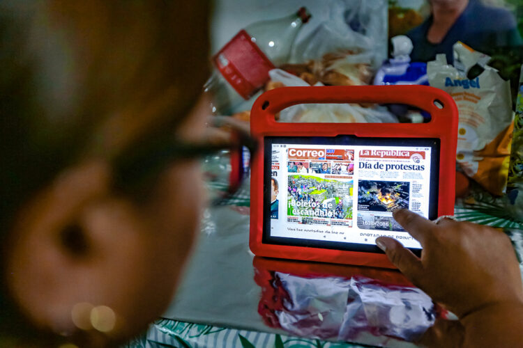 La digitalización transformó la supervivencia de los medios de comunicación impresos.