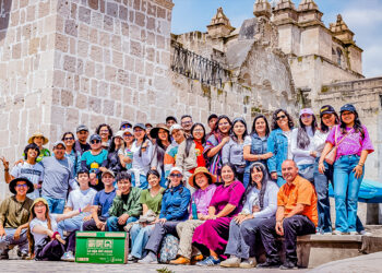 Estudiantes de las carreras de Derecho, ingenierías, Administración, docentes, personal administrativo y egresados participaron de esta noble campaña.