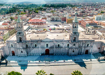 La catedral de la ciudad es, sin lugar a dudas, el máximo símbolo y emblema de nuestro patrimonio cultural.