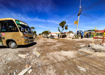 Las obras de la avenida Miguel Grau, en Paucarpata, deben culminar en mayo de 2026.