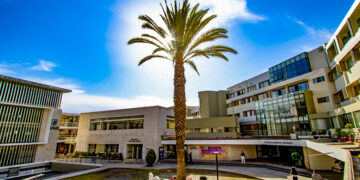 La UCSP lidera a nivel nacional en otorgar beneficios económicos a sus estudiantes según informe de la Sunedu.