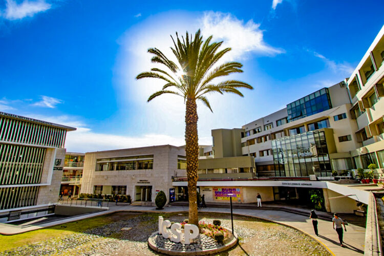 La UCSP lidera a nivel nacional en otorgar beneficios económicos a sus estudiantes según informe de la Sunedu.