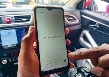 Experto propone crear una versión peruana de ChatGPT, entrenado sobre la realidad del Perú.