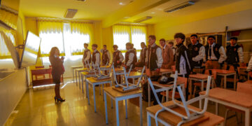 La educación ocupa muchas páginas en los planes de gobierno, pero ¿se enfocan realmente en lo esencial o solo buscan cumplir con este sector?