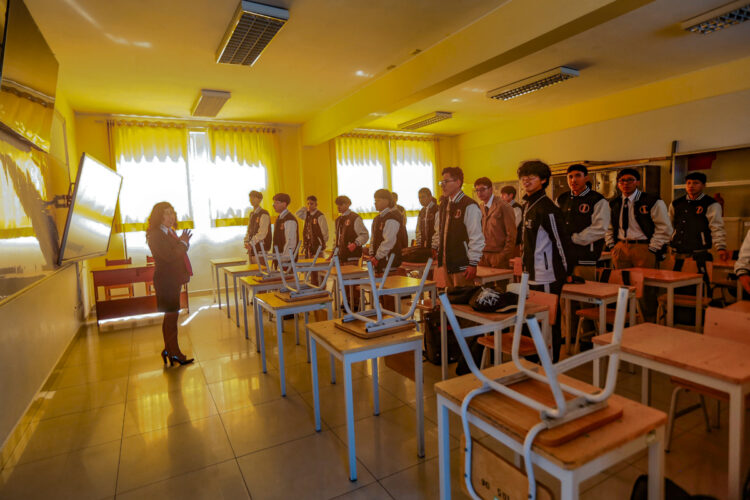 La educación ocupa muchas páginas en los planes de gobierno, pero ¿se enfocan realmente en lo esencial o solo buscan cumplir con este sector?