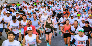 Alrededor de 6500 atletas inscritos, entre nacionales y extranjeros, participaron en la Maratón Internacional Virgen de la Candelaria.