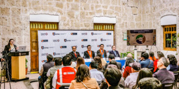 El proyecto Paqariy Justicia fue presentado ante las autoridades de la UCSP y del Poder Judicial.