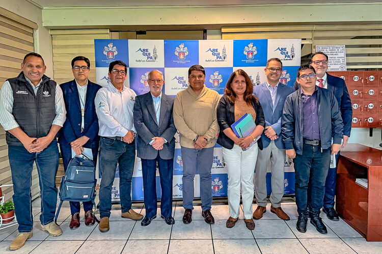 Autoridades de la UCSP y la comuna provincial se reunieron para coordinar acciones para mejorar la transitabilidad vehicular.