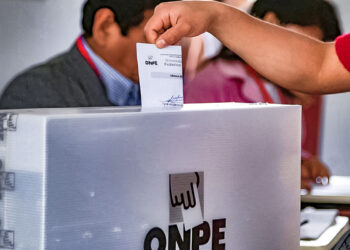 El 54.7 % del padrón electoral está compuesto por ciudadanos de 30 a 59 años. Foto: Andina