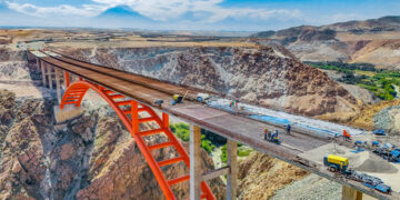 El puente Virgen de Chapi empezó a ejecutarse en 2017 y, 9 años después, aún no culmina.