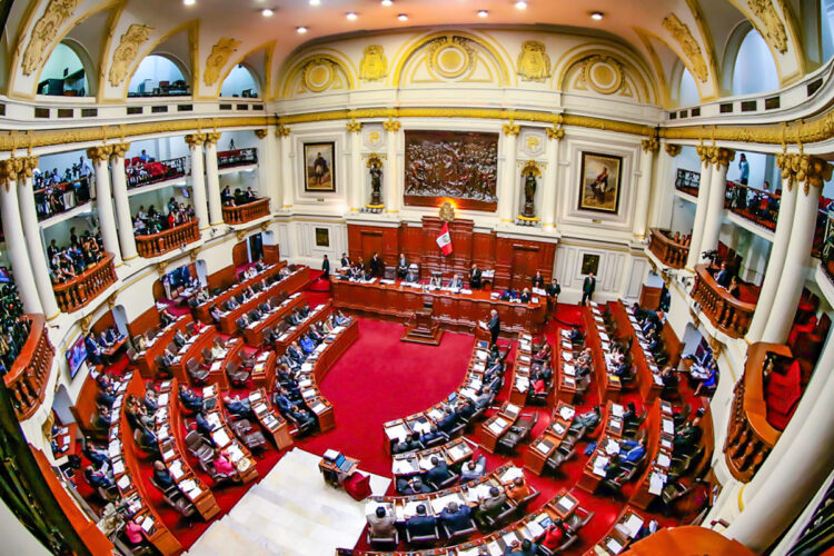El nuevo Congreso bicameral retomará la discusión sobre el futuro de la minería ilegal e informal en el Perú.