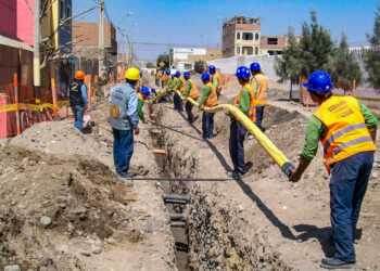 La distribución del gas por redes domiciliarias se realizó solo en algunos distritos de Arequipa, como Cerro Colorado y José Luis Bustamante y Rivero.