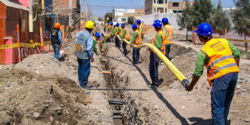 La distribución del gas por redes domiciliarias se realizó solo en algunos distritos de Arequipa, como Cerro Colorado y José Luis Bustamante y Rivero.