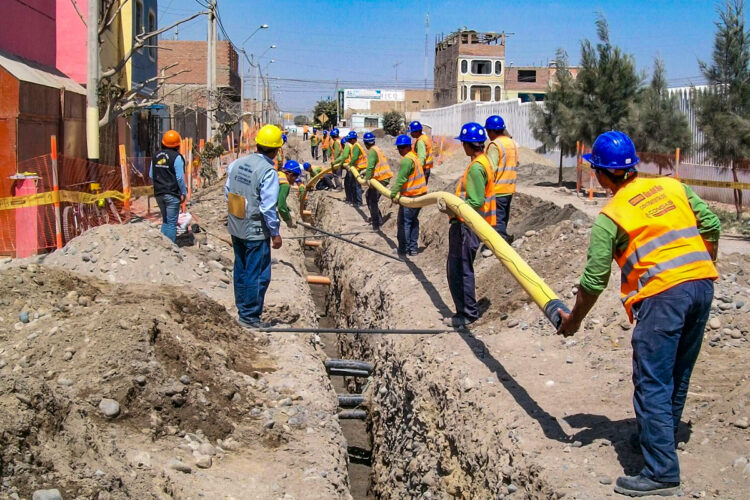 La distribución del gas por redes domiciliarias se realizó solo en algunos distritos de Arequipa, como Cerro Colorado y José Luis Bustamante y Rivero.