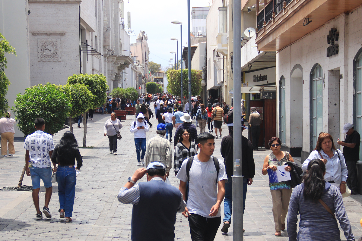 El 49.63 % de ciudadanos considera que la seguridad en Arequipa es mala, mientras que para el 17.60 % es pésima. Ningún encuestado la calificó como buena.