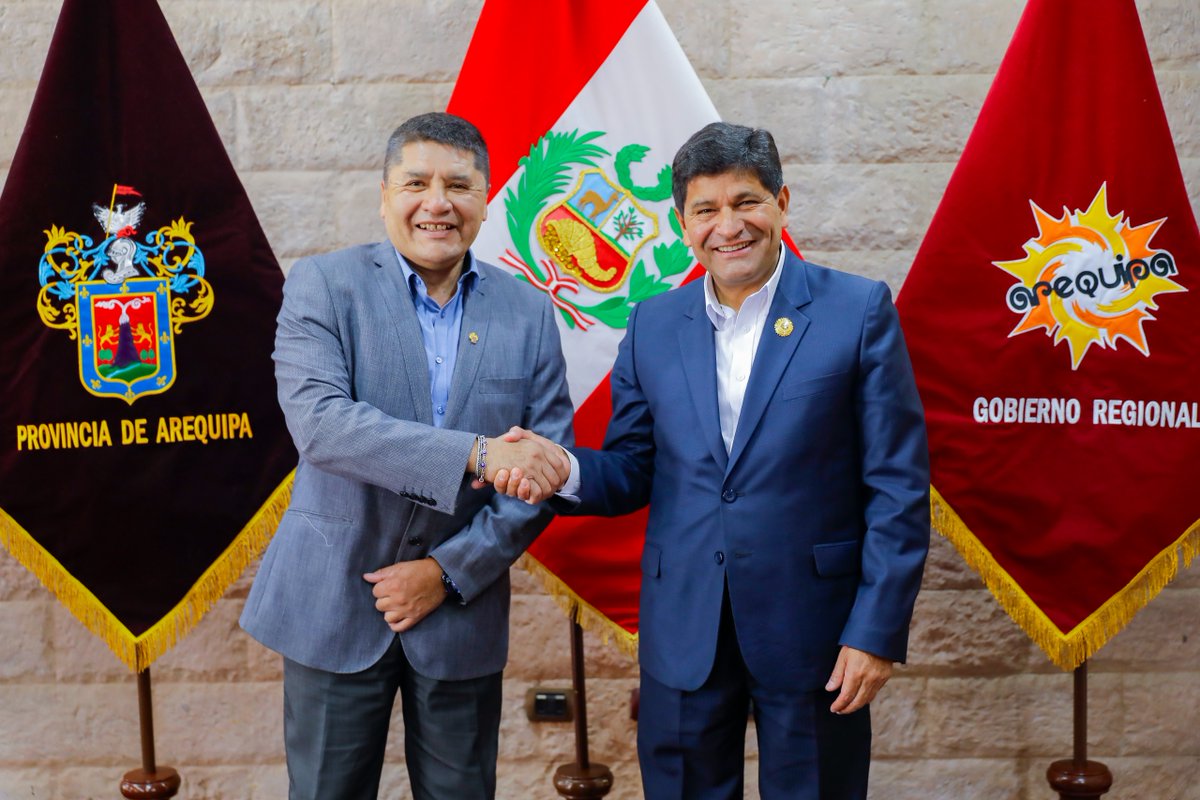 Víctor Hugo Rivera no terminó su mandato y Rohel Sánchez dejará más críticas que obras al finalizar su gestión.