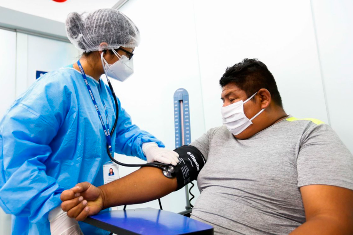 La prevención es una de las herramientas más efectivas para cuidar tu salud a largo plazo. Foto: Andina