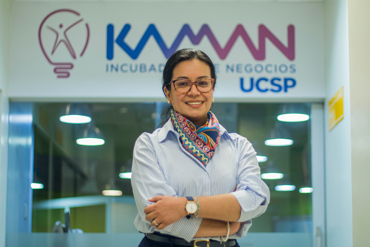 Karen Gutiérrez, es la jefa de sección de la Incubadora de Negocios de la Universidad Católica San Pablo, Kaman.
