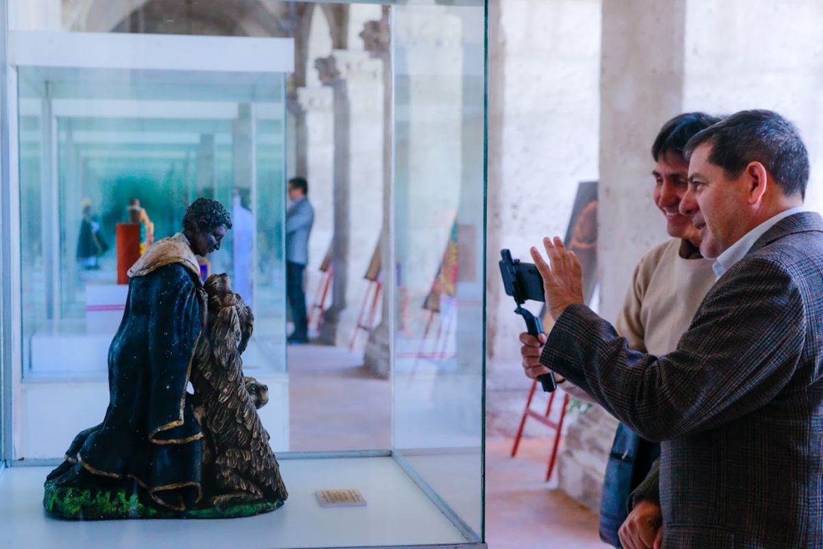 Esta exposición de arte popular llega a Arequipa como parte del V Congreso de Peruanidad de la Universidad Católica San Pablo.