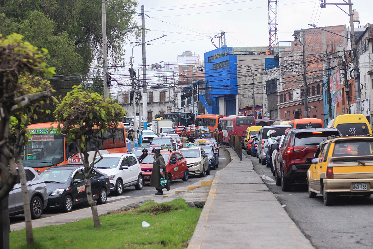 El transporte en Arequipa es un caos y requiere de soluciones integrales.